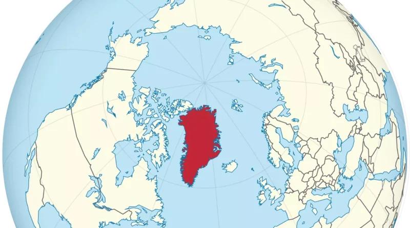 आर्कटिक क्षेत्र में स्थित ग्रीनलैंड का रणनीतिक मानचित्र और समुद्री मार्ग